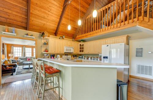 Almond Casa | Mtn-View Home with Deck, Fire Pit and BBQ in Almond