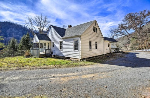 Welch Casa | Mtn-View Home with Game Room - Near ATV Trails!