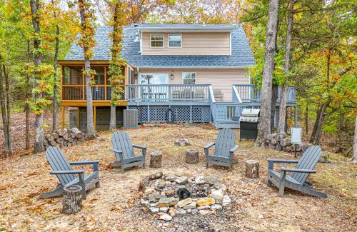 Eureka Springs Casa | Mtn Views and Fire Pit Eureka Springs Home