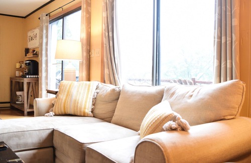 Seven Devils Chalet De Esquí | Explore & Unwind Mtn Views Fire Pit Hot Tub Air Conditioning