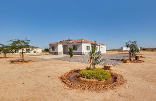 Casa Grande Casa | Mtn Views Spacious Family Home in Casa Grande!