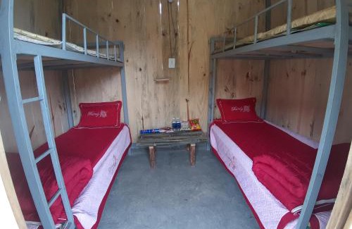 Mu Cang Chai Cabina | Mu Cang Chai Center Homestay and Tours