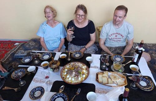 Itchan Kala Cama Y Desayuno | Mubina Khiva B&B