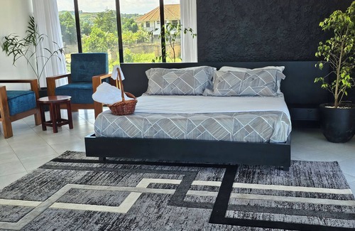 Entebbe Cama Y Desayuno | Muguet by Ibiscot Development