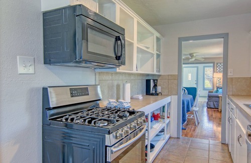 Rockport Casa | Muizenberg 6031rpb 3 Bedroom Home by RedAwning