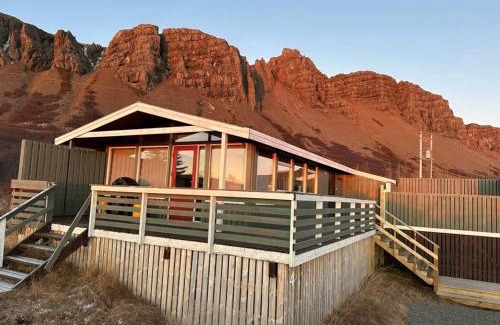 Borgarnes Cabina | Mulakot Cosy Cabins
