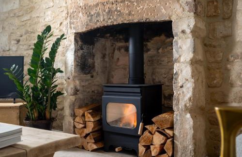 Painswick Casa | Mulberry, A Luxury Two Bed Cottage in Painswick