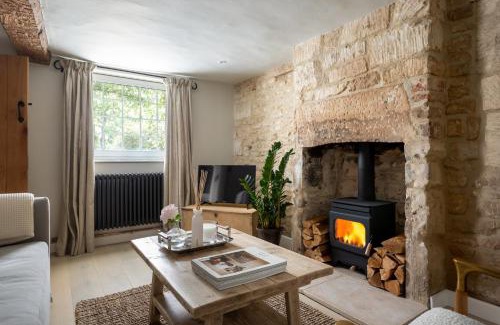 Painswick Casa | Mulberry, A Luxury Two Bed Cottage in Painswick