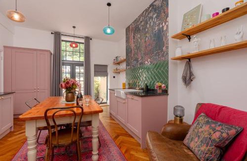 Todmorden Apartamento | Mulberry Boutique Stay Ground Floor Canal Side