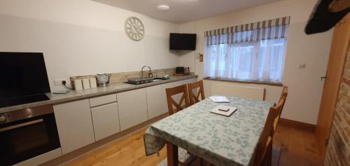 Tangmere Casa | Mulberry Cottage near Goodwood