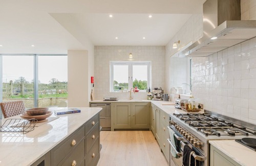 Malmesbury Cabaña | Mulberry Cottage - Stunning 5 Bed in Wiltshire