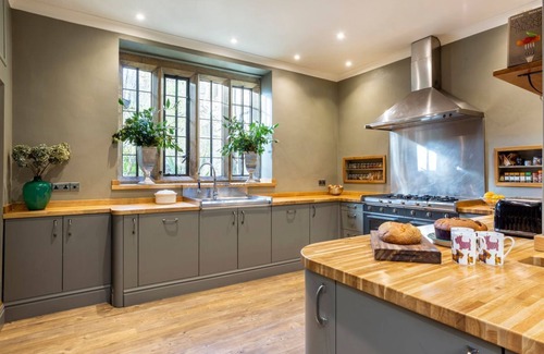 Winsham Villa | Mulberry House - Siete Habitaciones Villa, Capacidad 16