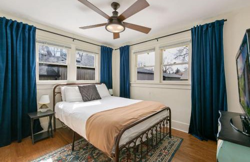 Fort Collins Casa | Mulberry Place - A Charming Cottage Near Old Town!