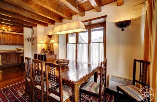 Arties Apartamento | MULLERES de Alma de Nieve