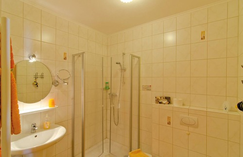 Soltau Apartamento | Multi-bed room for 4 guests with 30m² in Soltau (190570)