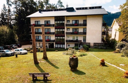 Klopein am Klopeiner See Apartamento | Multi-bed room, shower, WC, balcony - Parkhotel Zuzek