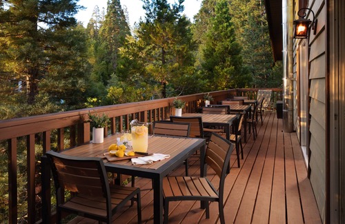Lake Arrowhead Cabina | Multi-Family A-Frame Cabin: 9 Beds + Lake Access + AC