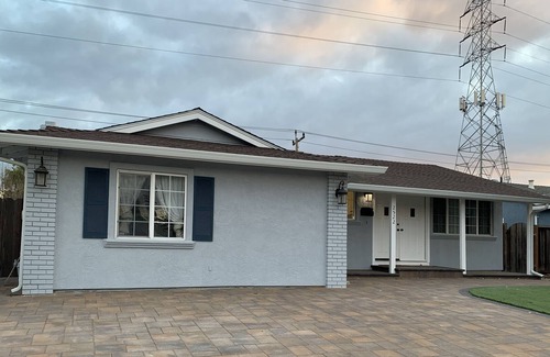 East San Jose Casa | Multi-generational house with an in-law unit