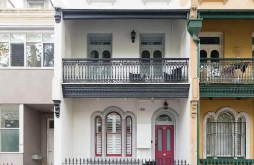Surry Hills Casa | Multi Level Surry Hills Home with Terrace