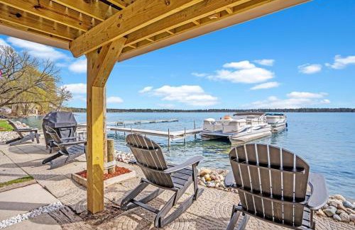 Mayfield Casa | Multi-unit with lake access