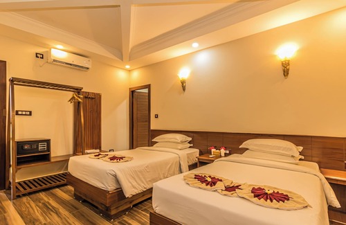 Chitwan District Complejo | Munal and Mayur Resort
