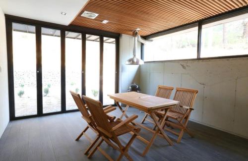 Mungyeong Casa | Mungyeong Arten Pool Villa