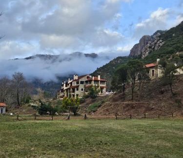 Kalavrita Apartamento | Muntenia Inn Apartments and Suites