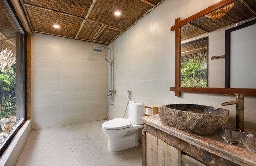 Hoa Lu Hotel | Muong Village Ninh Binh