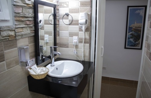 Old Havana Hotel | Muralla Suite 320 Habana Vieja