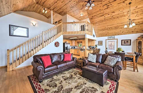 Unaka Cabina | Murphy Cabin w/ Fire Pit & Stunning Mtn Views