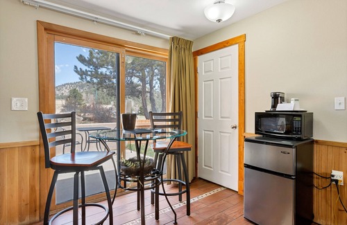 Estes Park Hotel | Murphy's Resort