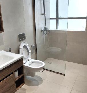 Al Khuwair Apartamento | Muscat City Stay-2BR Apt 108 near Grand & Avenue Mall