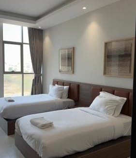 Al Khuwair Apartamento | Muscat City Stay-2BR Apt 201 near Grand & Avenue Mall