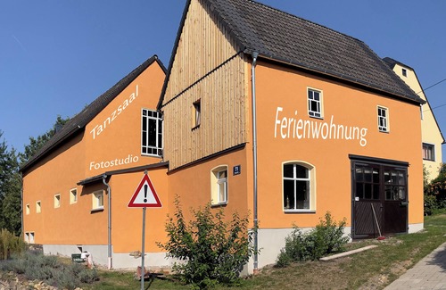 Konigshain-Wiederau Apartamento | Museal-rustic vacation apartment