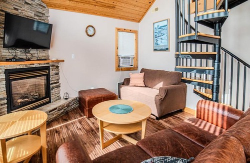 Muskoka Lakes Chalet De Esquí | Muskoka Lakefront 3-bdrm Chalet