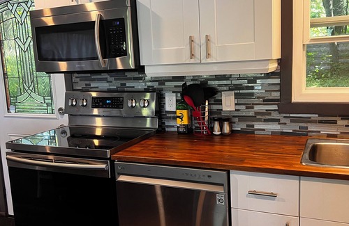 Bala Cabaña | Muskoka lakefront,private sand beach ,cosy-family cottage