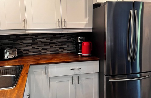Bala Cabaña | Muskoka lakefront,private sand beach ,cosy-family cottage