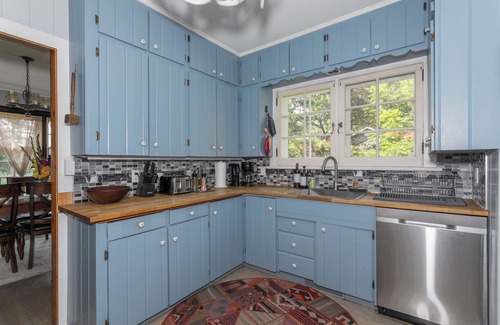Windermere Casa | Muskoka Manor, Windermere, Lake Rosseau, with Sauna and Fireplace