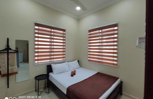 Kampung Suka Menanti Casa | MUSLlM ONLY Wifi 3 Room with 2 aircond Menanti Village Homestay