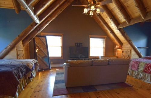 Russell Casa | Must see Lodge & Nature Preserve!