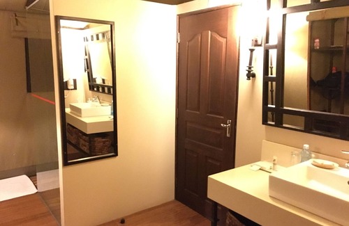 Nanyuki Cabina | Mutara Camp