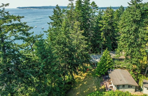 Freeland Cabina | 122 - Mutiny Bay Waterfront Cabin, 6552 al lado del # 123
