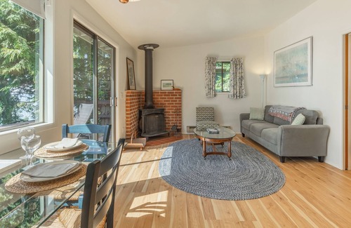 Freeland Cabina | 122 - Mutiny Bay Waterfront Cabin, 6552 al lado del # 123