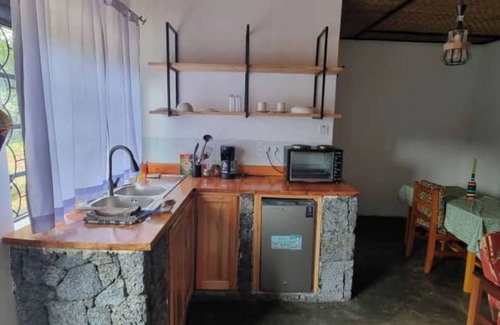 Western Region Casa | Mutolere Coffee Pot Guest Houses