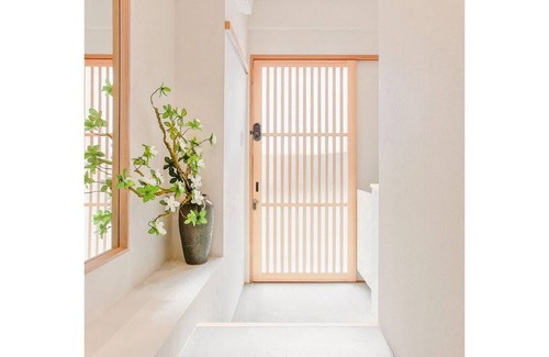 Yamashina Casa | Muyusha Westernstyle Kyomachiya 2story buildin / Kyoto Kyōto
