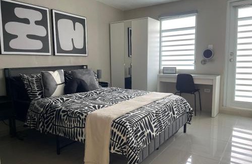 Sabana Abajo Apartamento | MV Hideaway - 4 Guests - 5 min airport and beaches - 2 AC