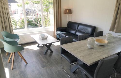 Meliskerke Casa | MW155 Chalet with garden in peaceful area