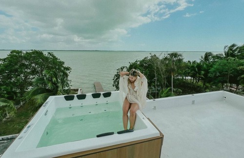 Othón P. Blanco Apartamento | Villa con Piscina y Jacuzzi frente a la playa K NAJ