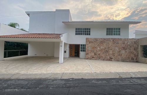 Lomas de Cocoyoc Casa | amplia casa de lujo en lomas de cocoyoc