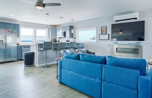 Seneca Falls Casa | My Blue Heaven: Pet Friendly + Lakeside + Game Room!